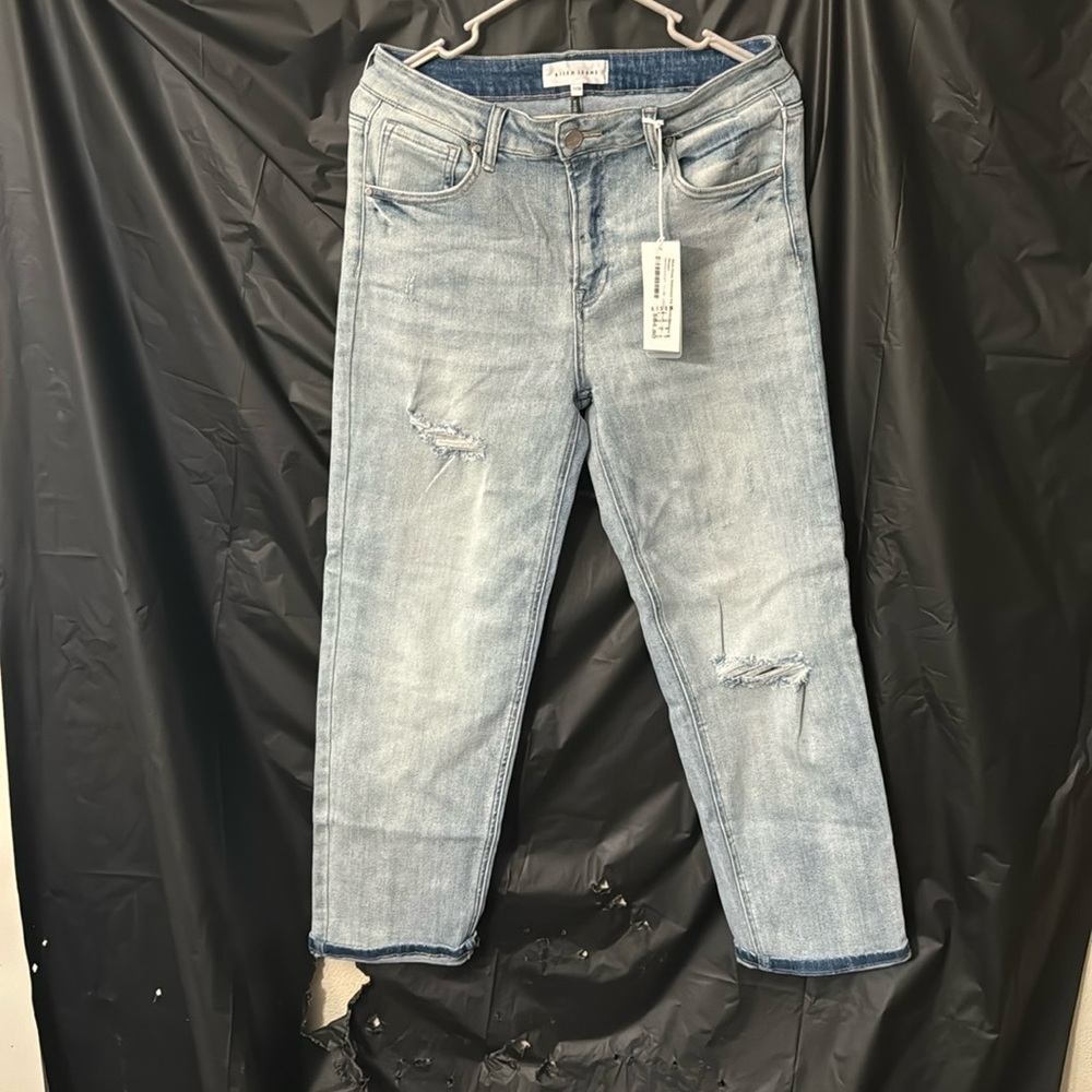 Risen Jeans